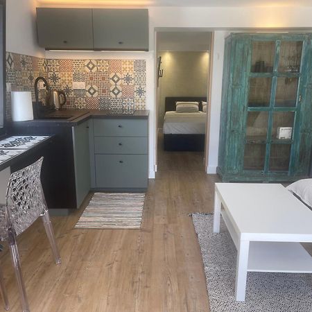 Bali 83 Apartment Бандол Екстериор снимка